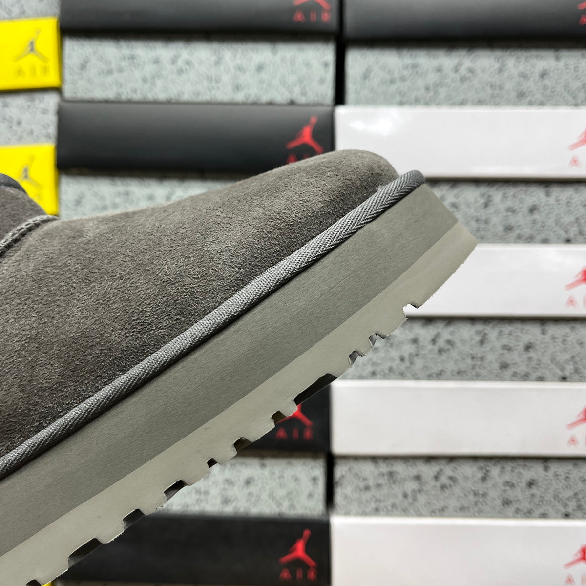 UGG Ultra Mini Platform Boots in Gray with 3 cm Sole