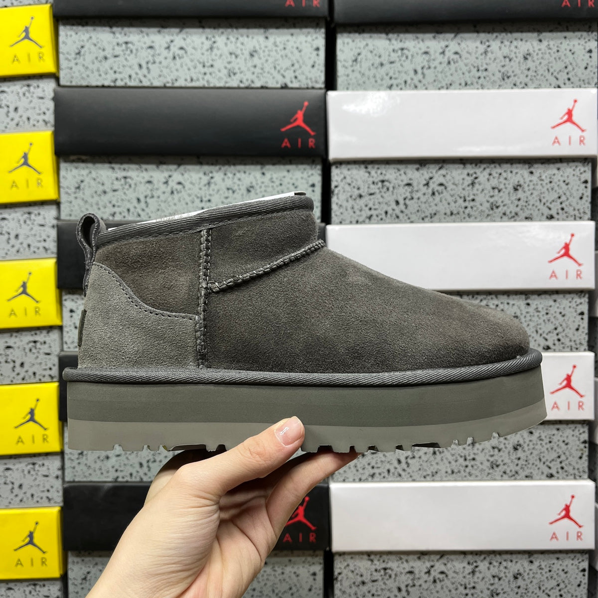 UGG Ultra Mini Platform Boots in Gray with 3 cm Sole