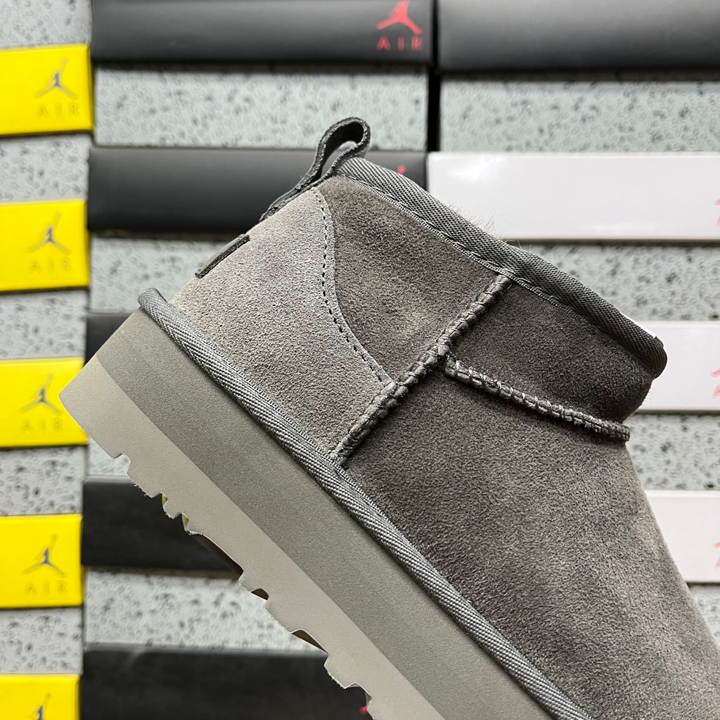 UGG Ultra Mini Platform Boots in Gray with 3 cm Sole
