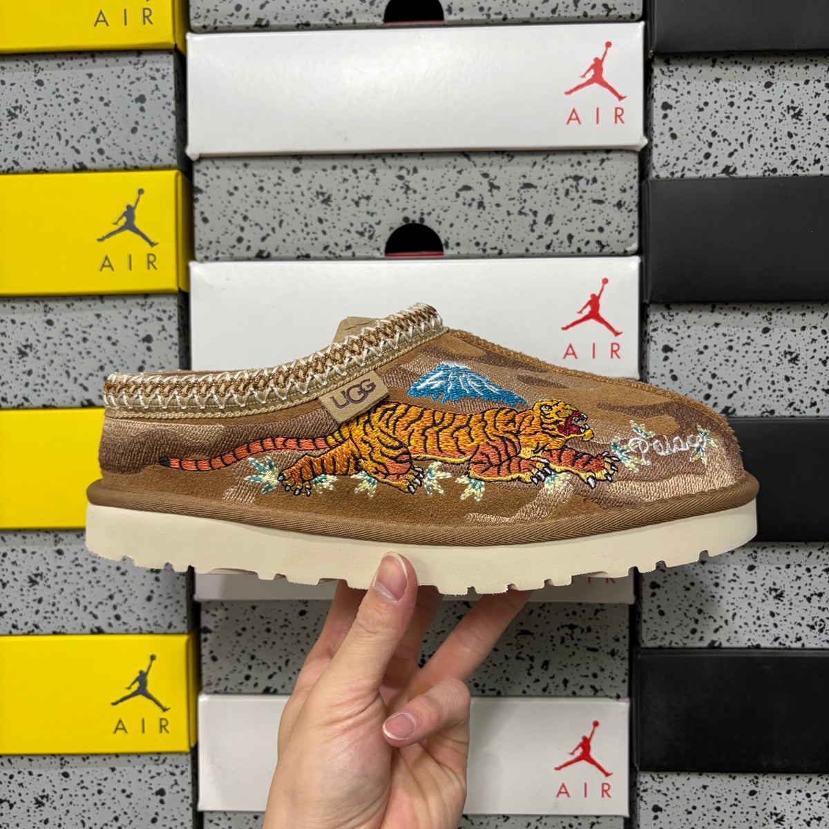 UGG Chestnut Slip-On Shoes with Dragon and Tiger Embroidery