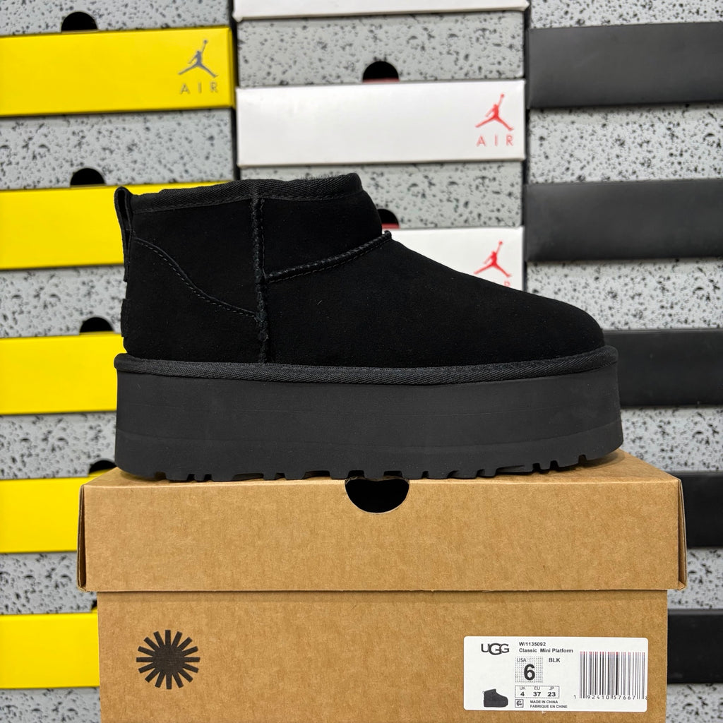 UGG Ultra Mini 5 cm Platform Boots in Black