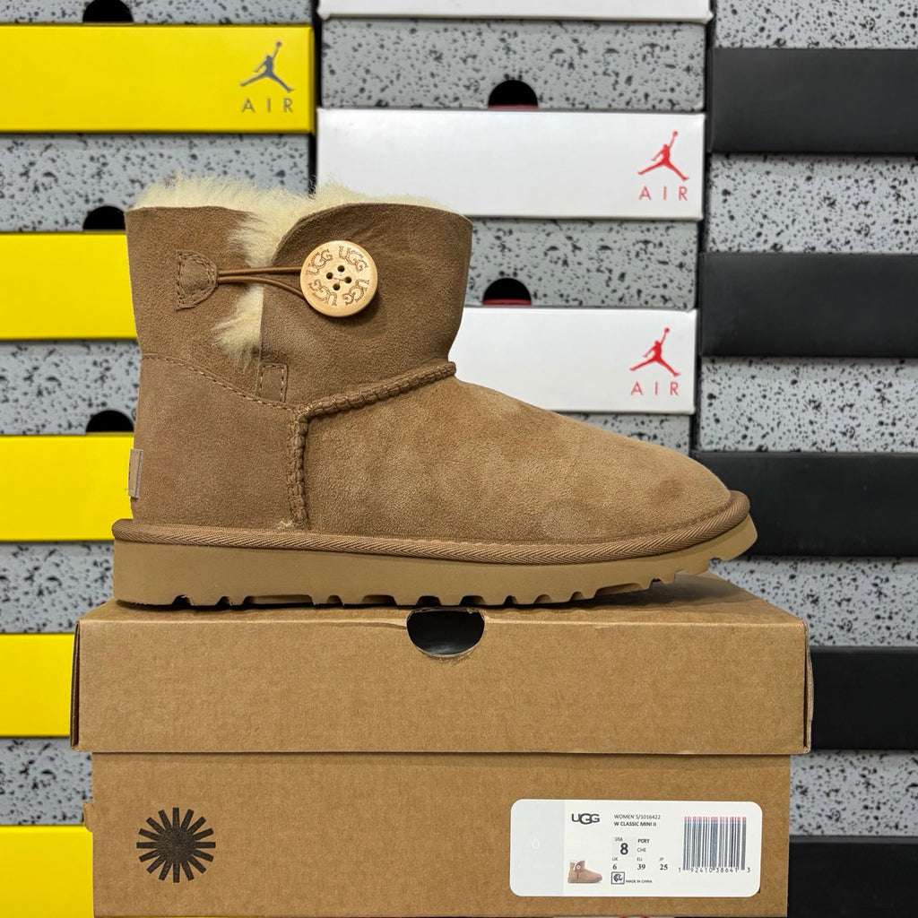 UGG Button-Detail Short Boots in Chestnut with Plush Lining