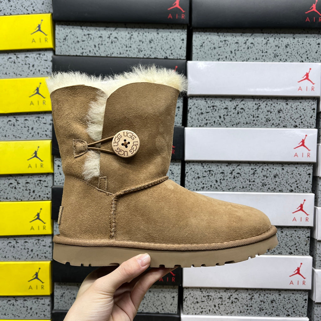 UGG Button-Detail Short Boots in Chestnut with Plush Lining