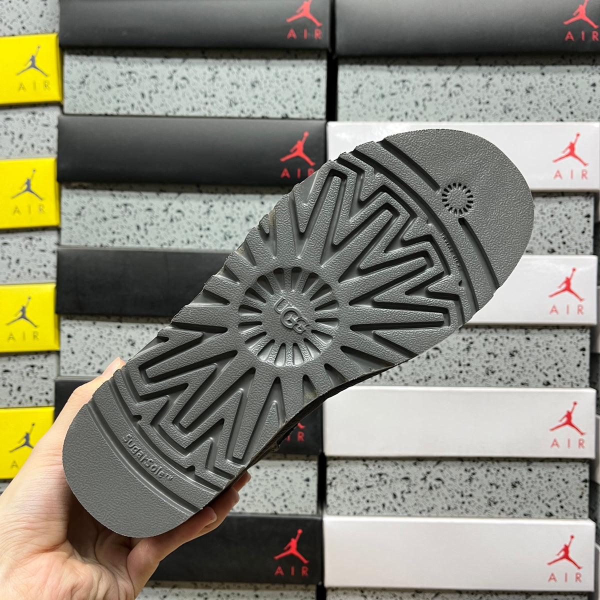 UGG Ultra Mini Platform Boots in Gray with 3 cm Sole