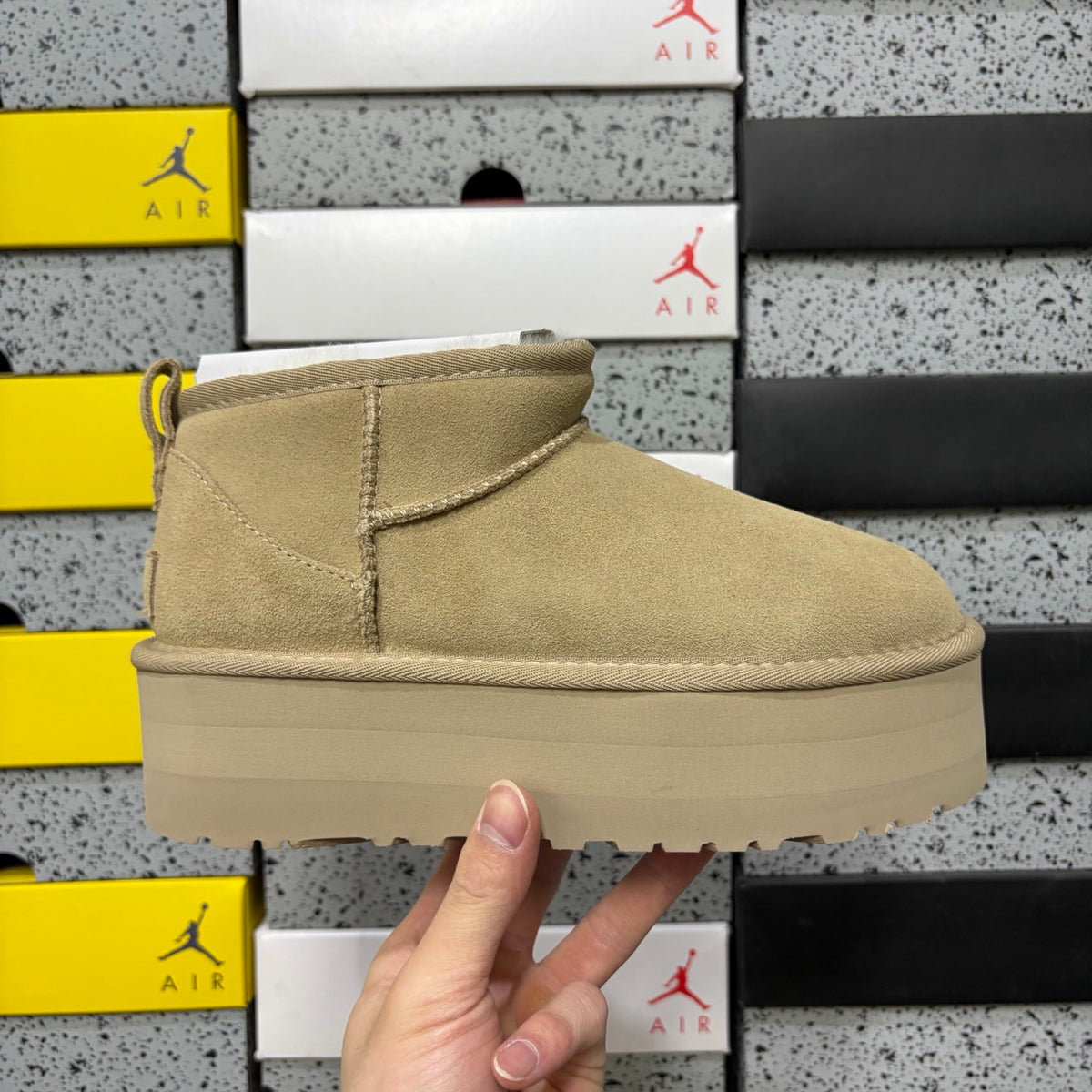 UGG Ultra Mini 5 cm Platform Boots in Mustard Seed