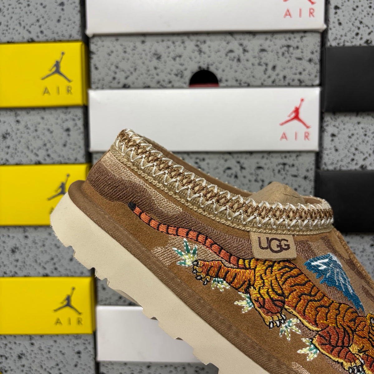 UGG Chestnut Slip-On Shoes with Dragon and Tiger Embroidery