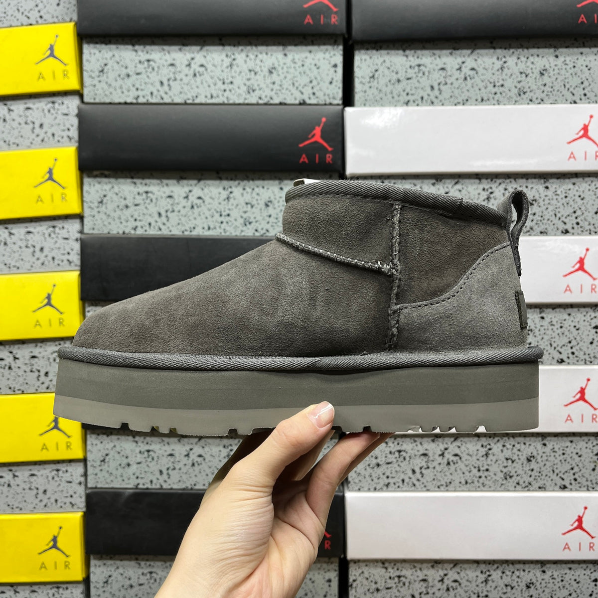 UGG Ultra Mini Platform Boots in Gray with 3 cm Sole