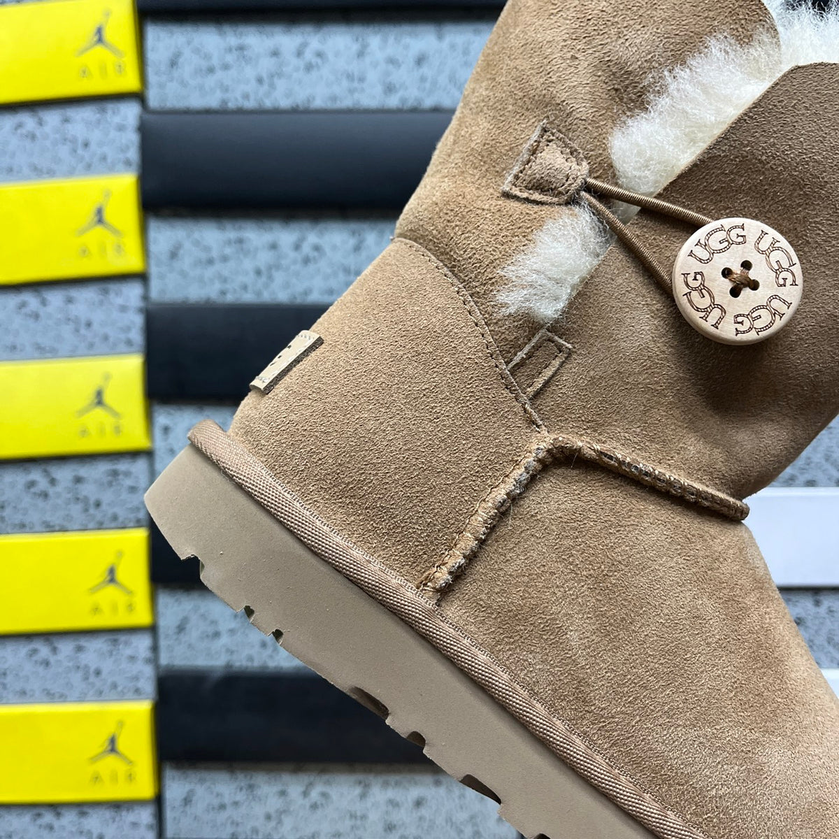 UGG Button-Detail Short Boots in Chestnut with Plush Lining