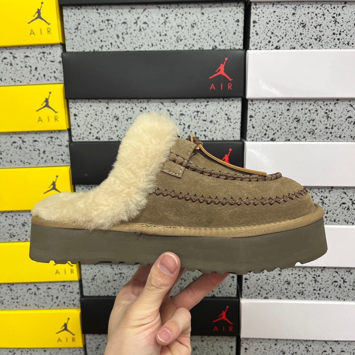 UGG Platform Slippers in Walnut with Cream Plush Collar
