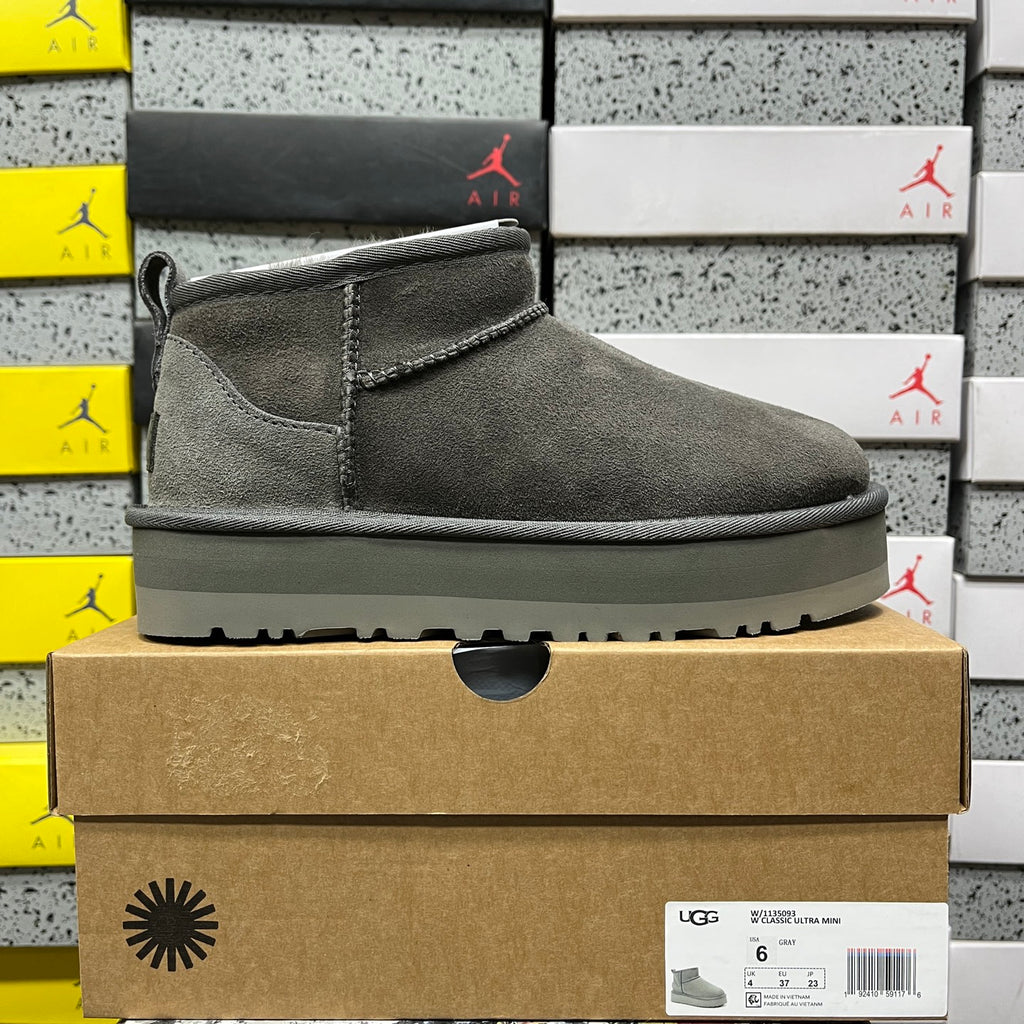 UGG Ultra Mini Platform Boots in Gray with 3 cm Sole