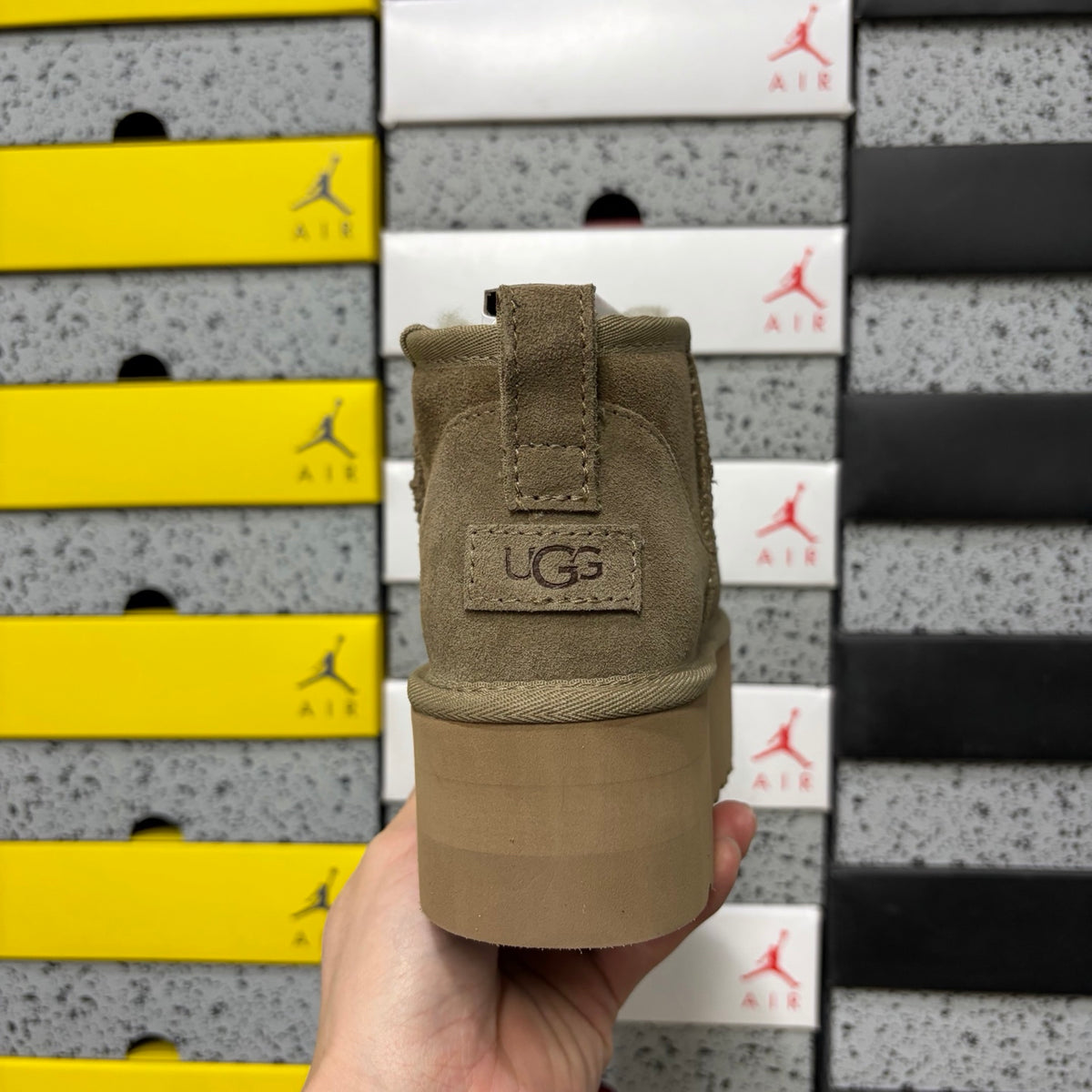 UGG Ultra Mini 5 cm Platform Boots in Antelope Brown