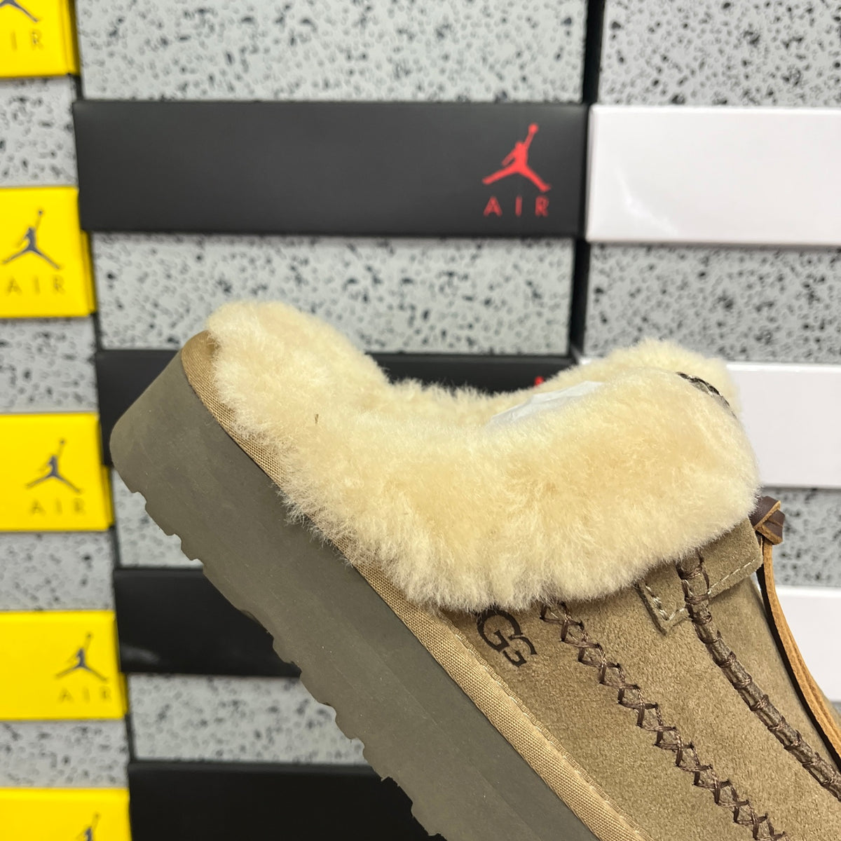 UGG Platform Slippers in Walnut with Cream Plush Collar