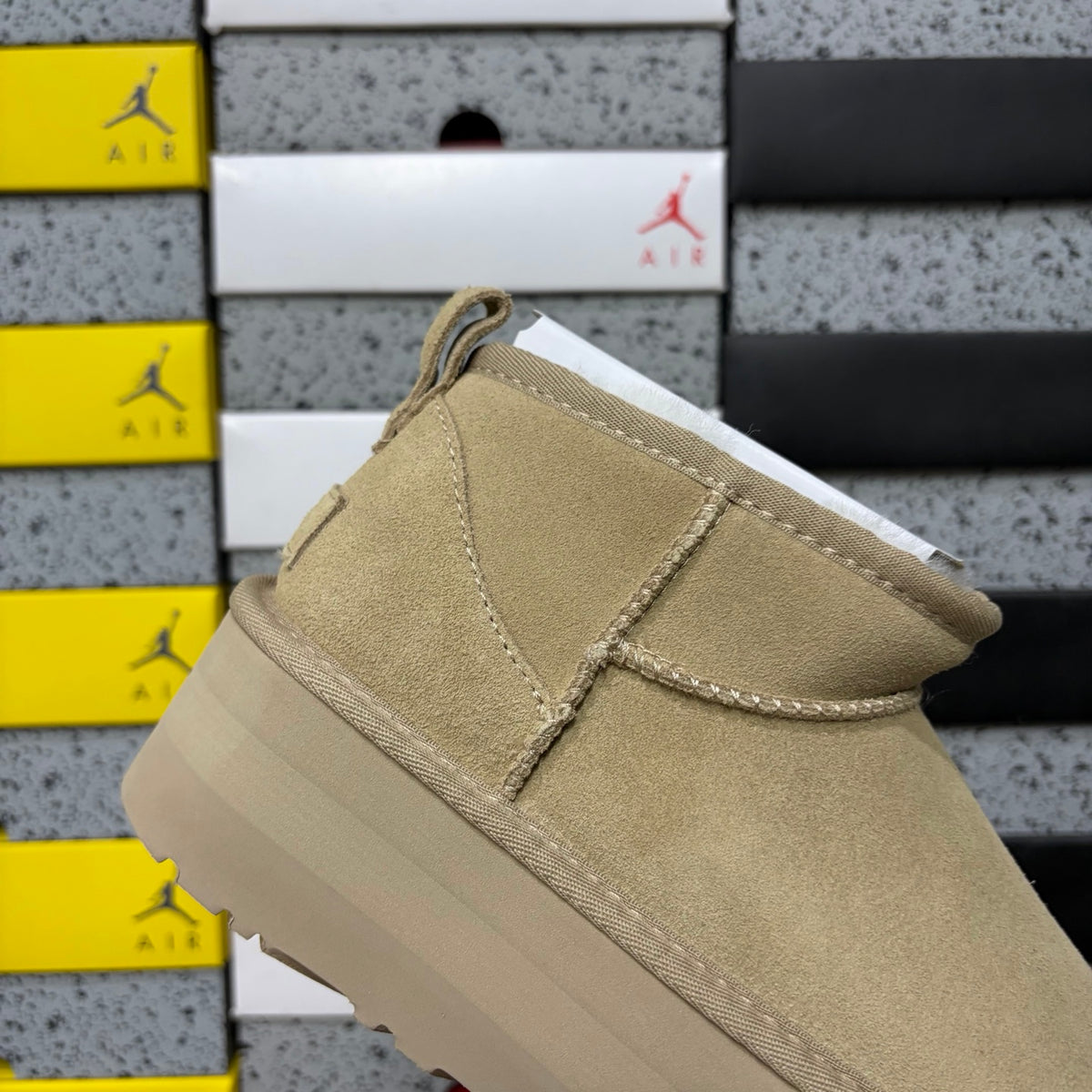 UGG Ultra Mini 5 cm Platform Boots in Mustard Seed