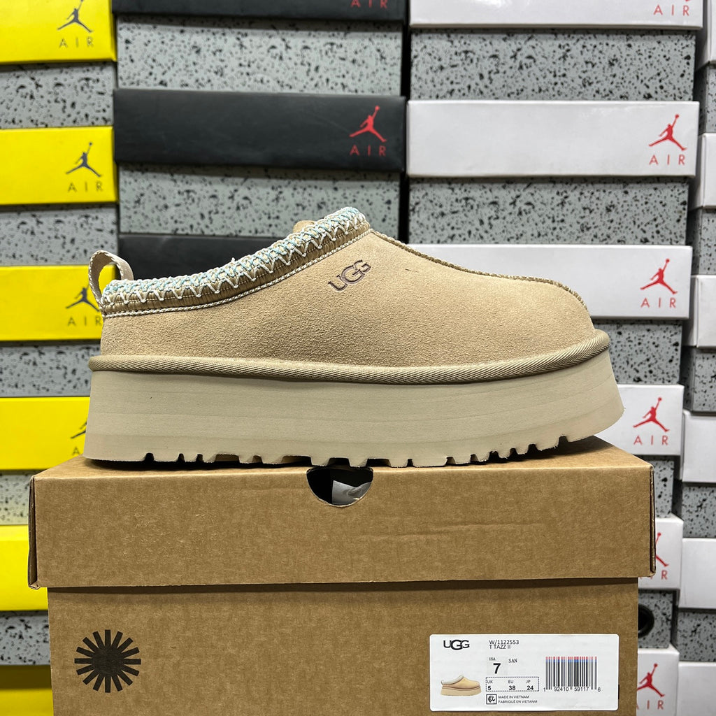 UGG Platform Slip-On Shoes in Sand | 1122553