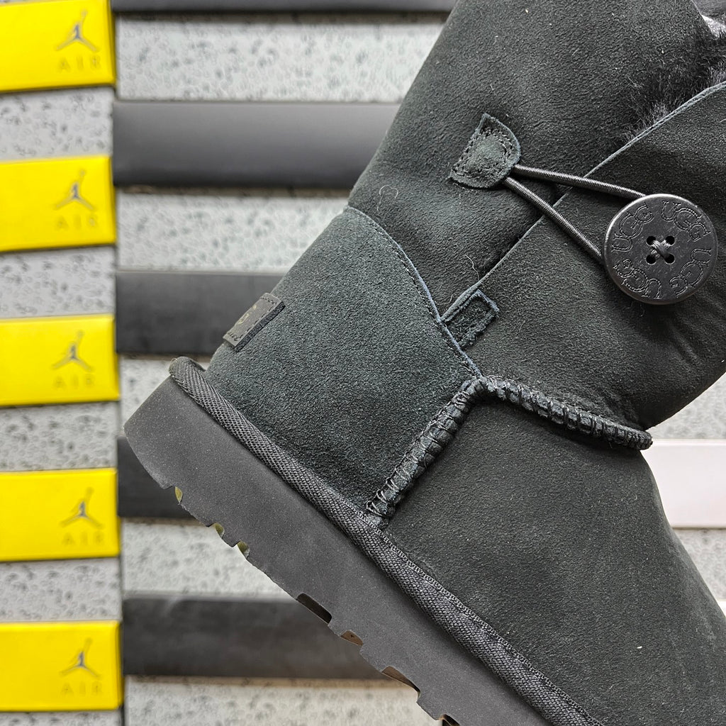 UGG Button-Detail Short Boots in Black with Plush Lining