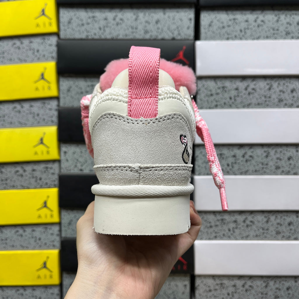 UGG Lowmel Lace-Up Shoes in White and Pink