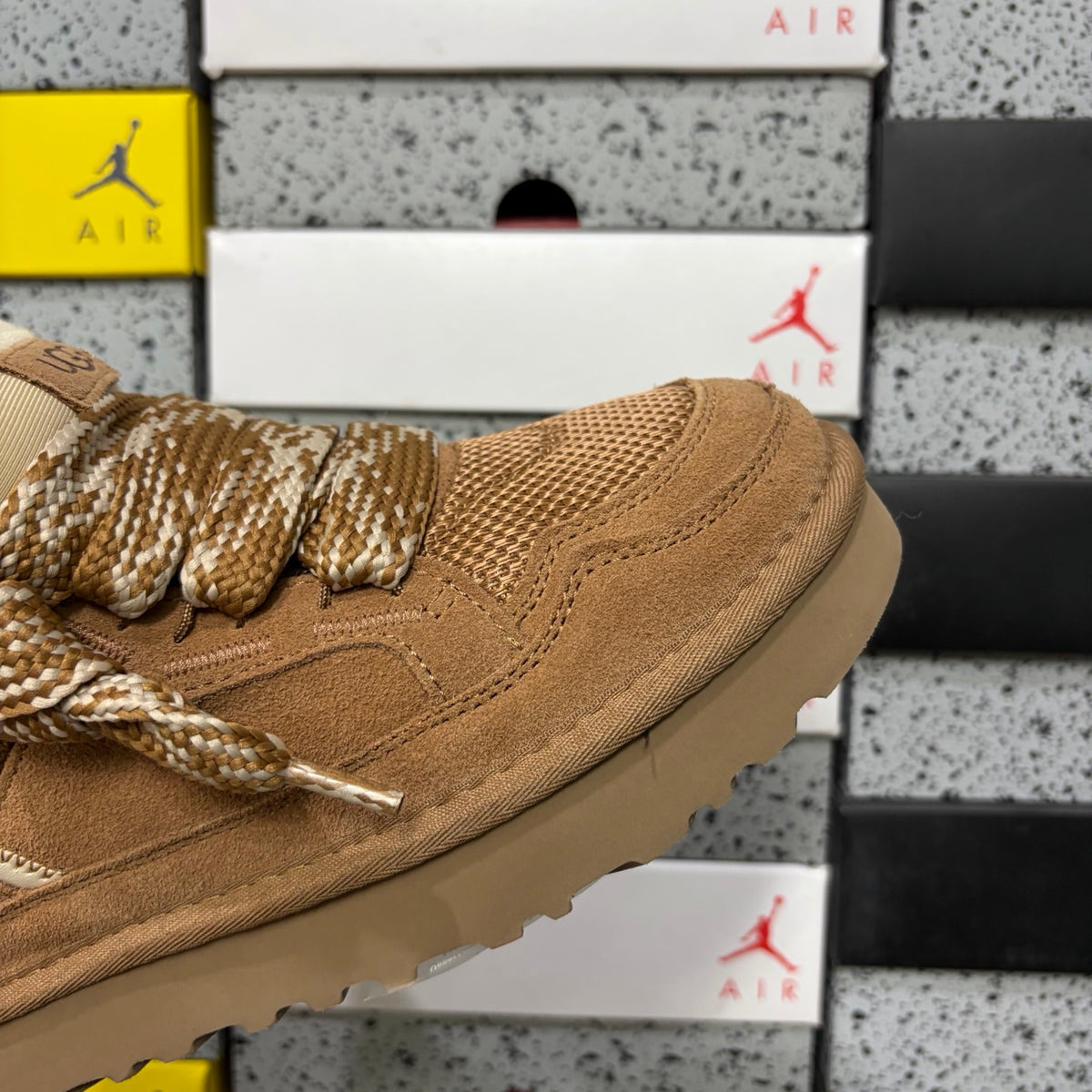 UGG Chestnut Low-Cut Lace-Up Shoes with Chunky Sole