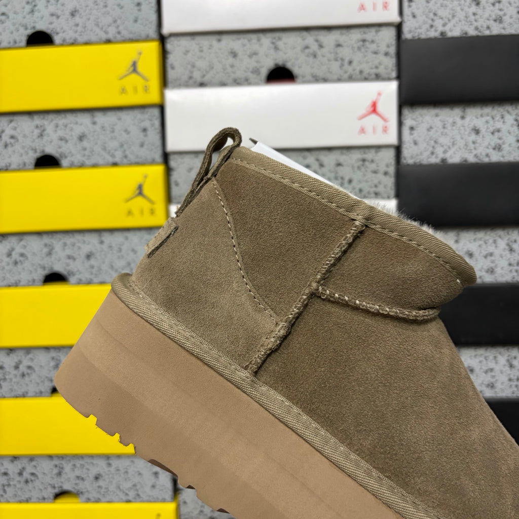 UGG Ultra Mini 5 cm Platform Boots in Antelope Brown