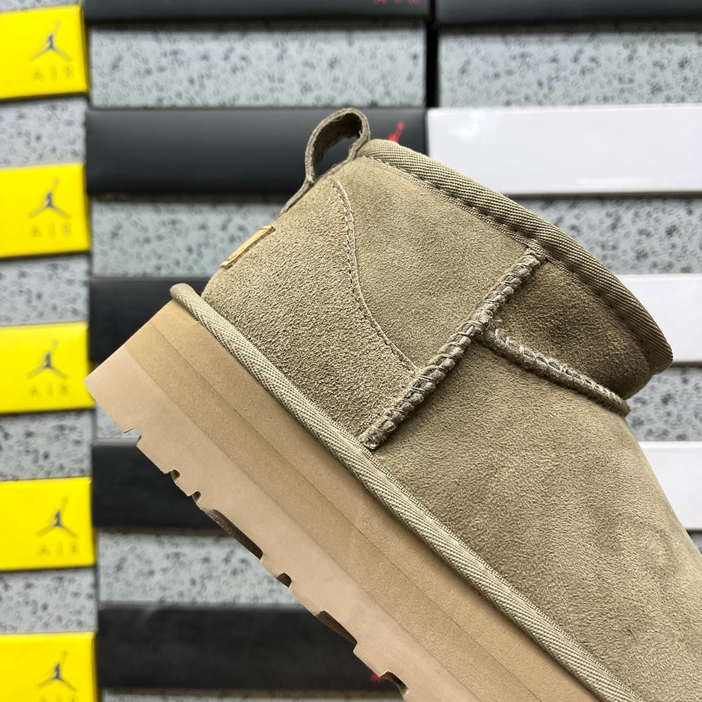 UGG Ultra Mini Platform Boots in Antelope Brown with 3 cm Sole