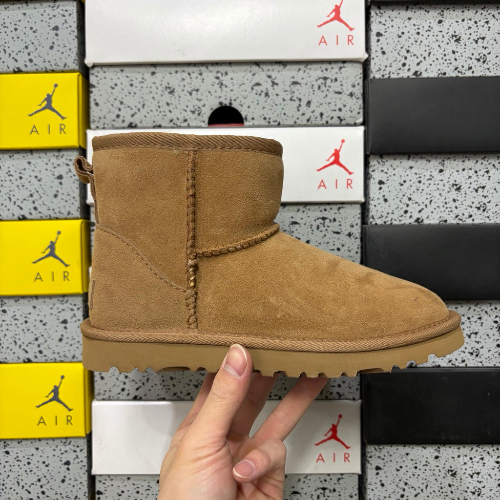 UGG Classic Mini Pull-On Boots in Chestnut with Plush Lining