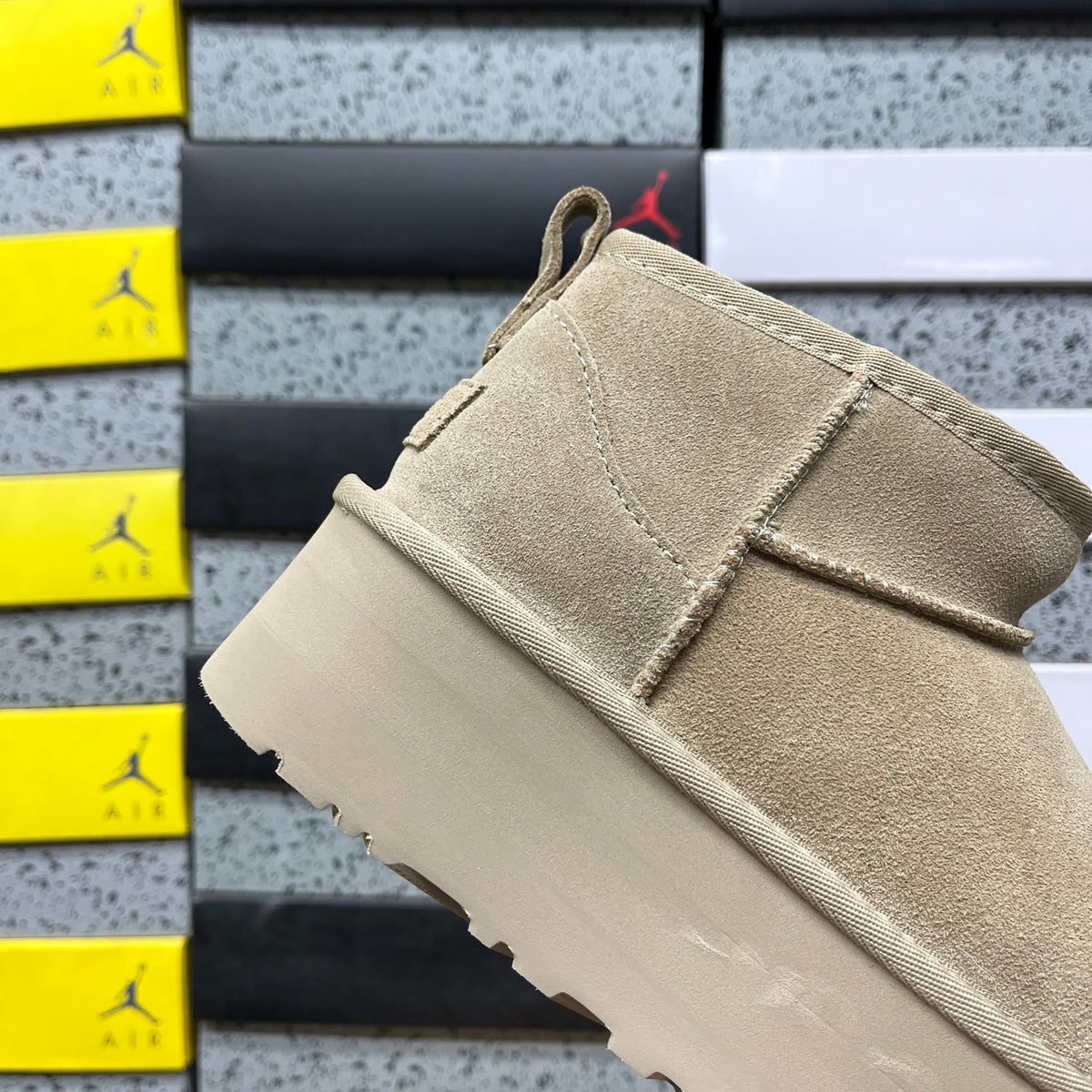 UGG Ultra Mini Platform Boots in Mustard Seed – 5 cm Sole