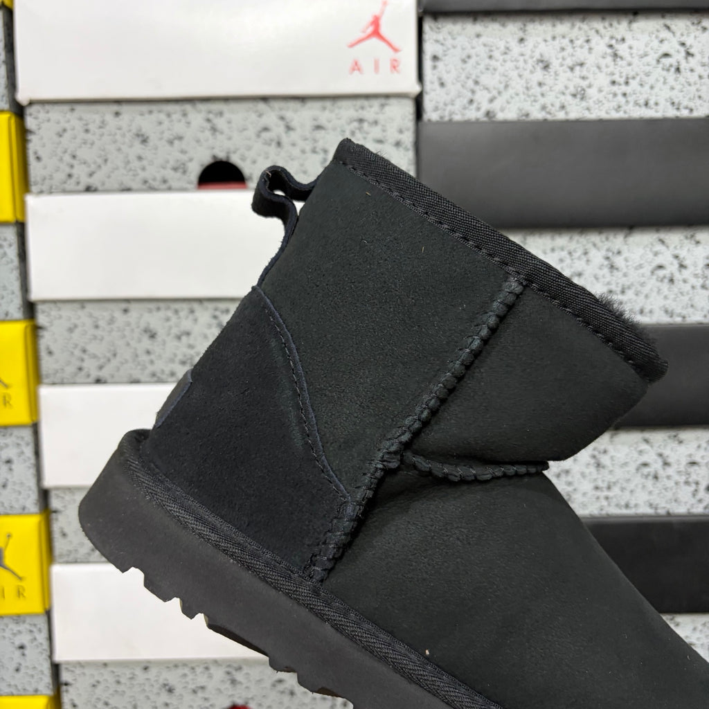 UGG Classic Mini Pull-On Boots in Black