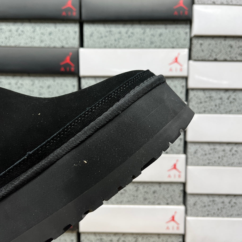 UGG Platform Chelsea Ankle Boots in Black
