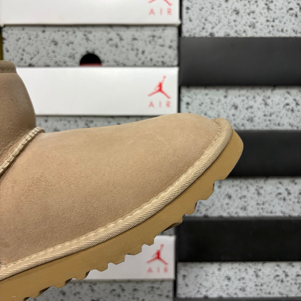 UGG 5854 Boots in Sand